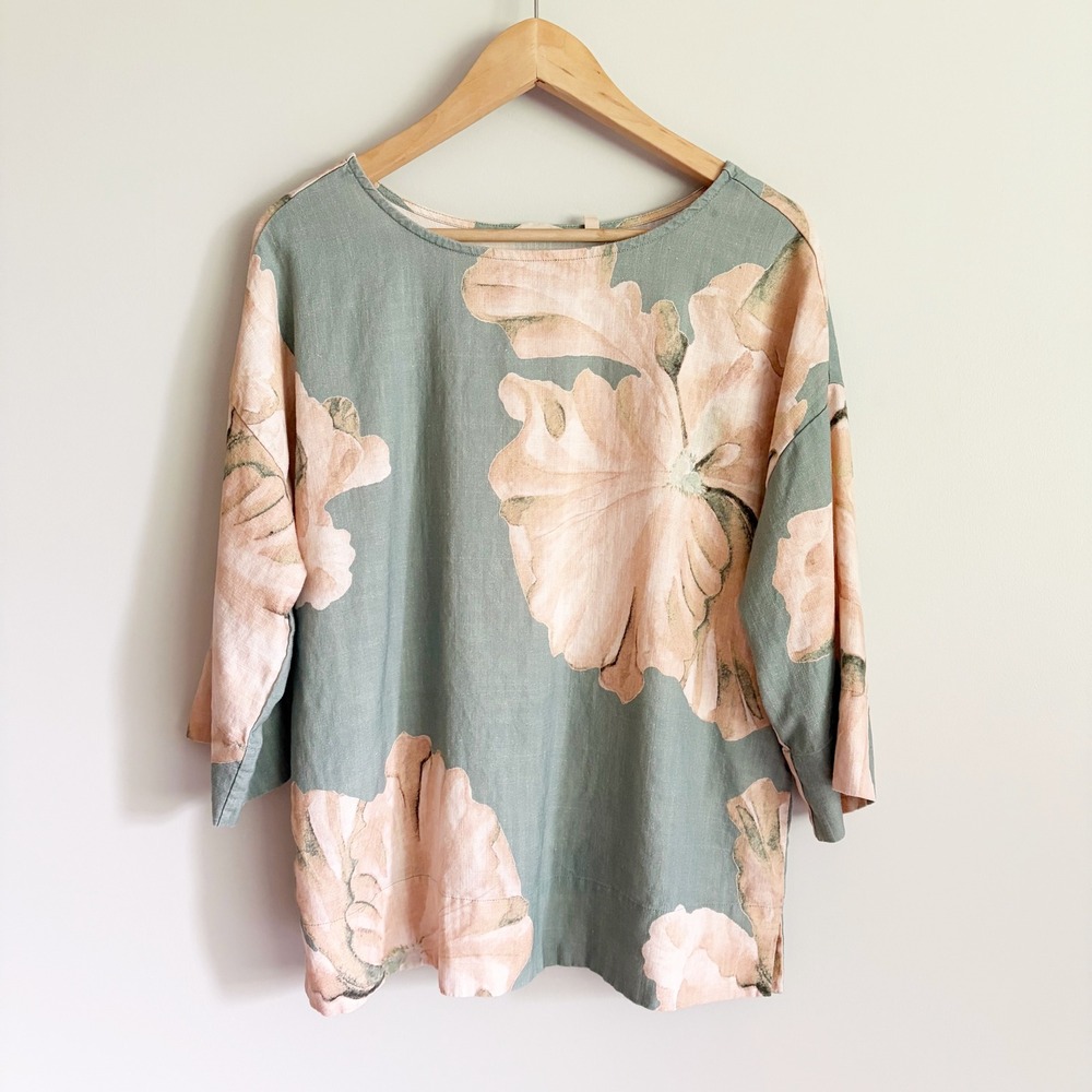 Soft Surroundings Floral Linen Blend Fleur Top Medium Sage Green Peach Blouse